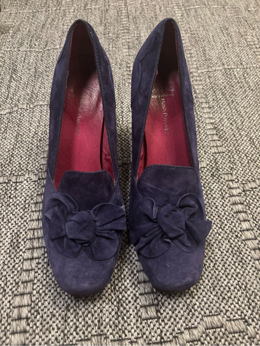 Hush Puppies Purple Suede Flower-Accent Women's Pumps
